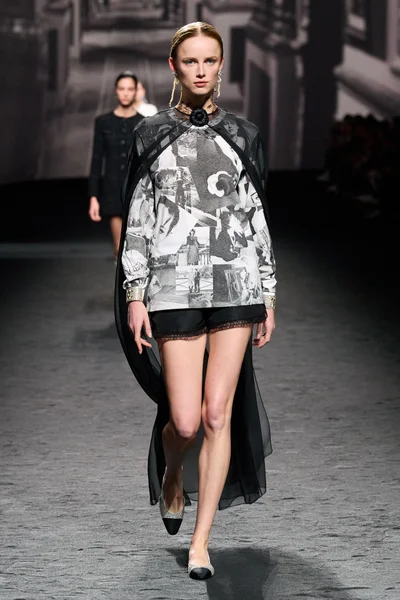 Look 1